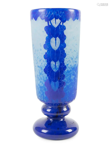 A Charles Schneider La Verre Francais Cameo Glass Vase