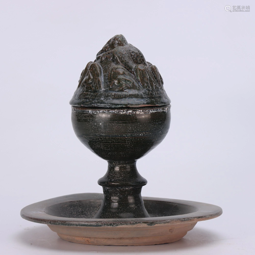 A Green Glazed Pottery Censer Han Styl