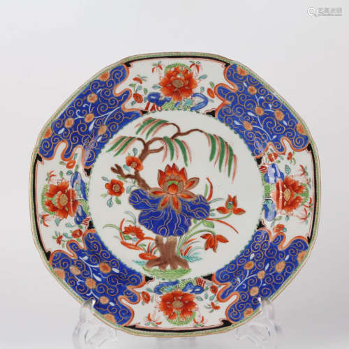 A Famille Rose Floral Porcelain Octagonal Plate