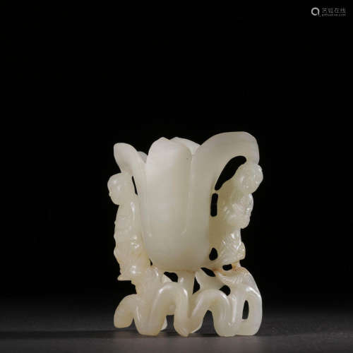 A White Hetian Jade Carved Flower Shaped Cup