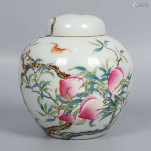 A Famille Rose Peach Pattern Porcelain Caddy