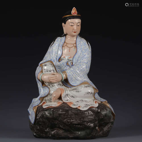 A Porcelain Figure Statue Ornament