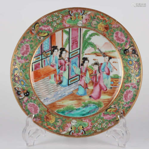 A Guangcai Gold Ground Floral Figures Pattern Porcelain Plat...