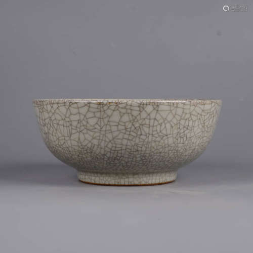 A Ge Glaze Porcelain Bowl