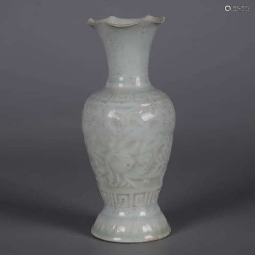 A Shufu Glazed Floral Carved Porcelain Flower Vase