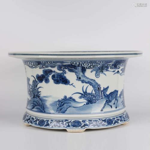 A Blue and White Pine&Deer Pattern Porcelain Flowerpot