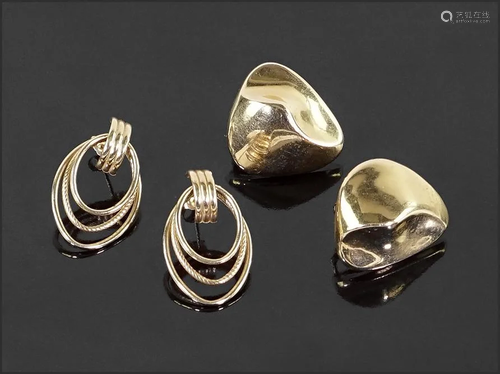 Two Pairs of 14 Karat Yellow Gold Earrings.