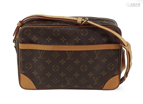 A Louis Vuitton Trocadero Shoulder Bag.