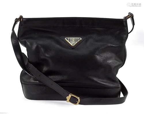 A Fendi Black Leather Shoulder Bag.