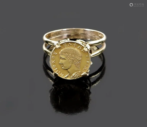 A Coin Ring.