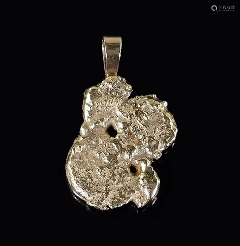 A Gold Nugget Pendant.