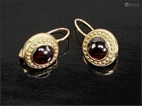 A Pair of Garnet Earrings.