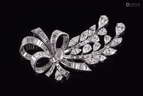 A Diamond Brooch.