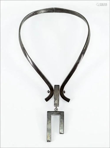 A Mexican Sterling Silver Necklace.