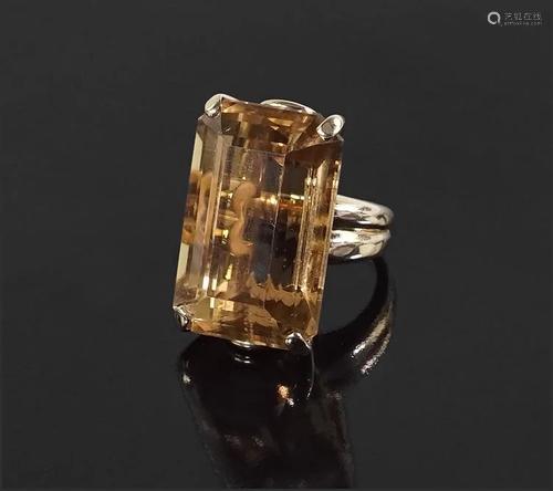 A Citrine Ring.