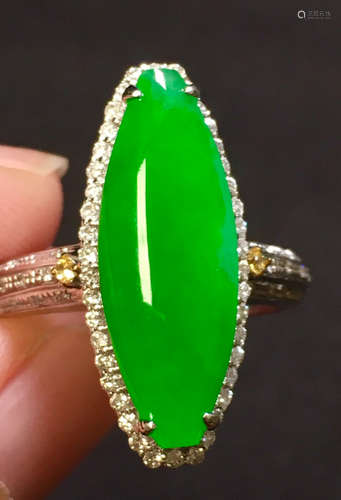 ICY GREEN JADEITE RING