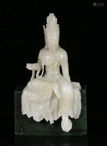 HETIAN JADE ZIZAI GUANYIN STATUE