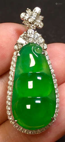 ICY GREEN JADEITE PENDANT