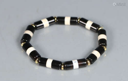 DZI BEADS STRING BRACELET