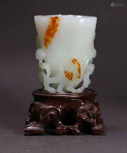 HETIAN JADE GANODERMA PATTERN CUP