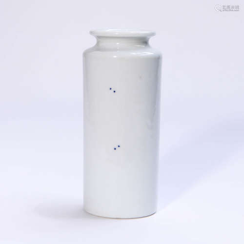 A Sweet White-glazed Dragon Pattern Carved Porcelain Tube Va...