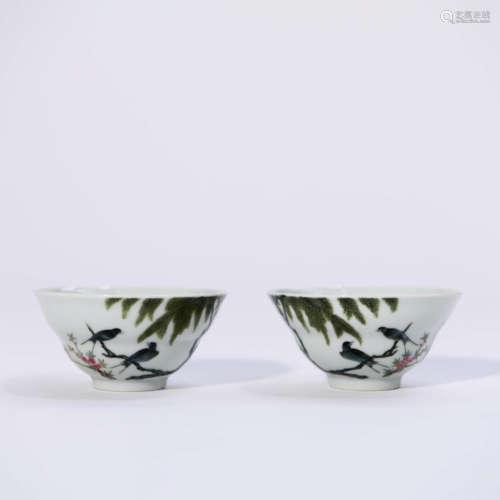 A Pair Of Famille Rose Flower&Bird Pattern Porcelain Tea War...