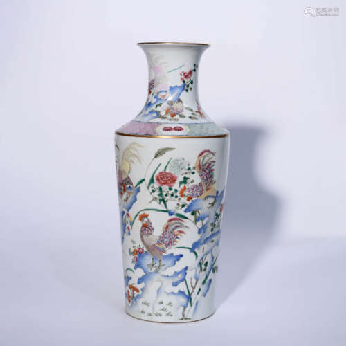 A Famille Rose Floral Rooster Pattern Porcelain Vase