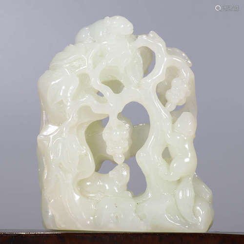 A White Hetian Jade Carved Squirrel&Grape Ornament