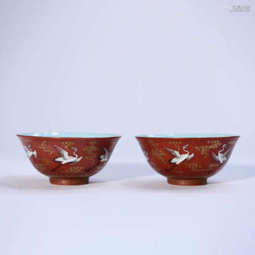 A Pair Of Iron Red Cloud&Crane Pattern Porcelain Bowls