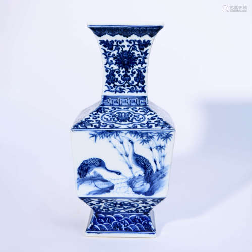 A Blue and White Deers&crane Pattern Porcelain Square Vase