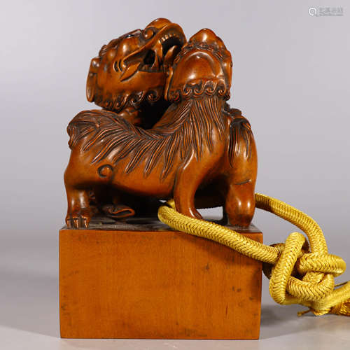 A Boxwood Carved Square Lion Handle Seal