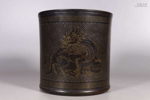 A Filigree Red Sandalwood Beast Pattern Brush Pot