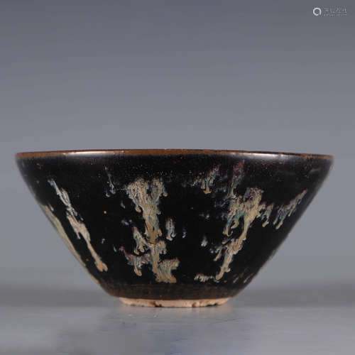 A Porcelain Jizhou Kiln Cup