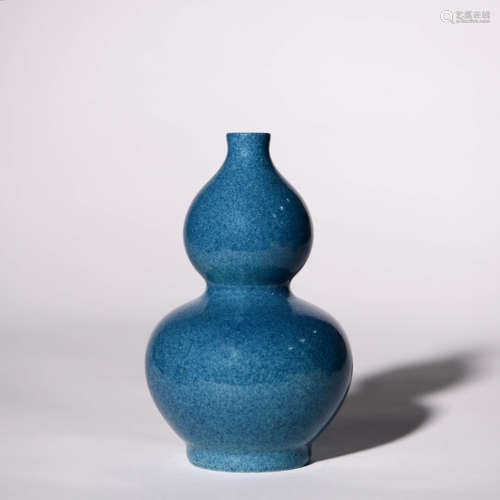 A Lujun-glazed Porcelain Gourd-shaped Vase