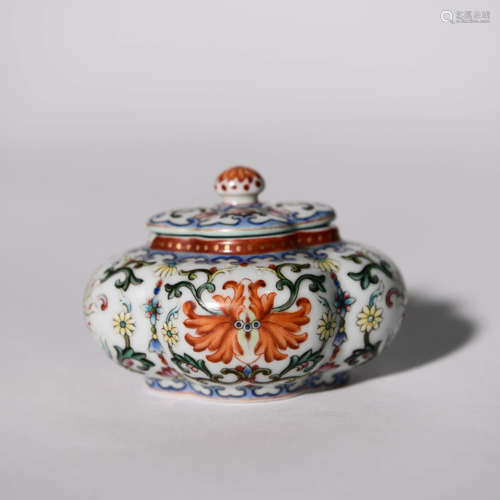 A Famille Rose Floral Porcelain Water Pot with Cover