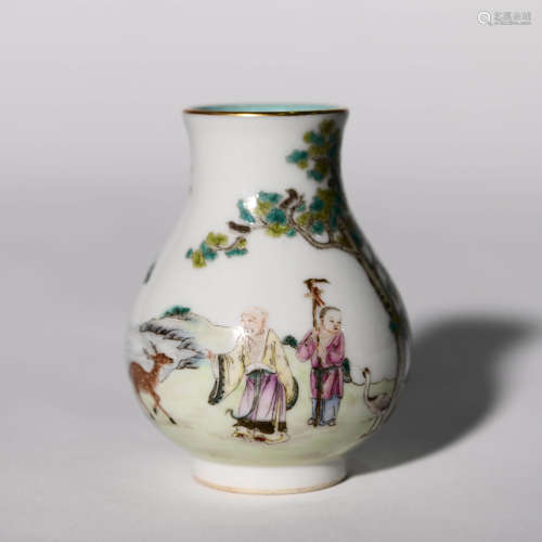 A Famille Rose Deer&Crane Pattern Porcelain Zun