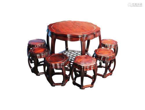 红酸枝鼓凳式圆桌、凳七件一套