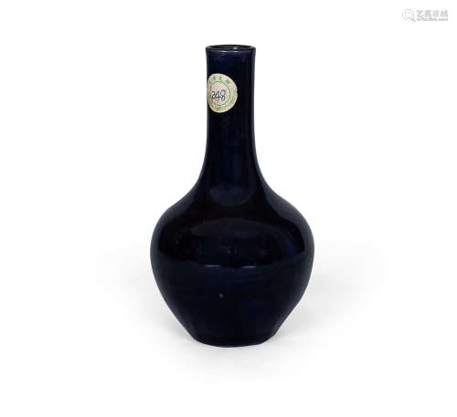 清代 茄皮紫釉小天球瓶