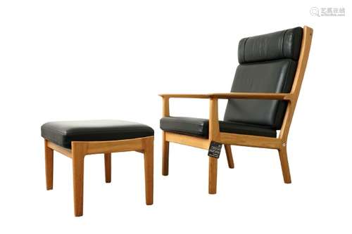 Oak Wood And Leather Lounge Chair And Ottoman