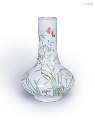 A famille rose lucid ganoderma porcelain vase