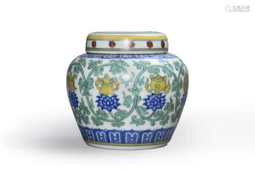 An inscribed doucai porcelain jar