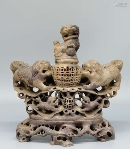 壽山石鏤雕獅子香薰爐