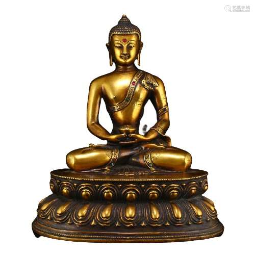 Chinese Gilt Bronze Buddha Figure Qing Dynasty