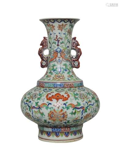 Chinese DouCai Porcelain Vase Qianlong Mark