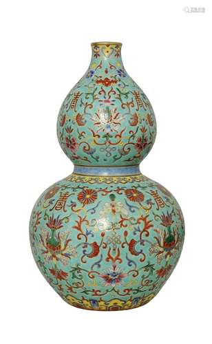 Chinese Famille Rose Gourd Porcelain Vase Qianlong