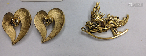 Three pieces Brooches