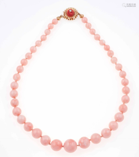 Collana con boules di corallo rosa a scalare,