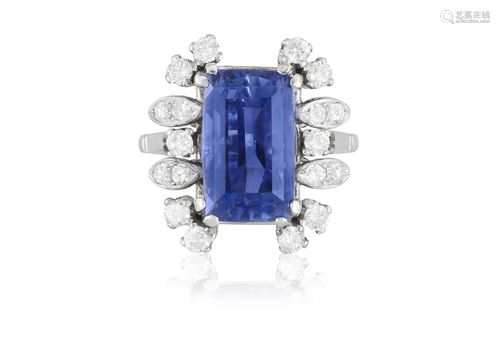 A FINE SAPPHIRE AND DIAMOND DRESS RING, CIRCA 1960