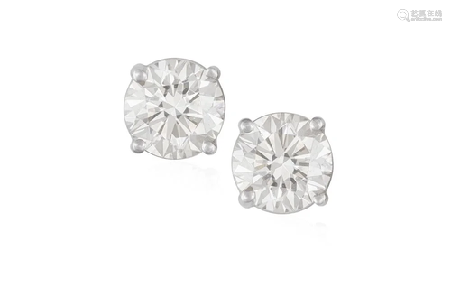 A PAIR OF DIAMOND EARSTUDS Each brilliant-cut diamond