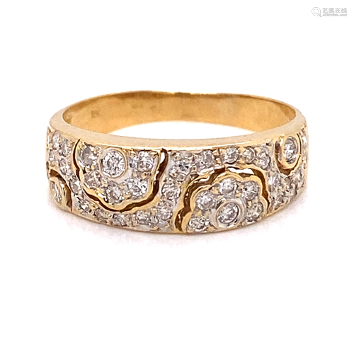 18k Diamond Flower Motif Ring